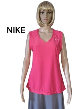 NIKE Women's Dri-fit Tennis Sleeveless Muscle Tee, Medium, Coral, GUC